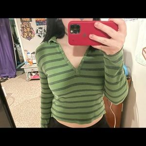 Green long sleeve shirt<3 barely worn